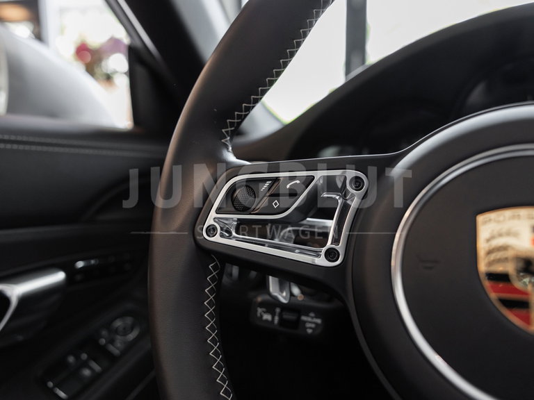 Porsche 991.2 Targa 4 GTS Exclusive Manufaktur Edition