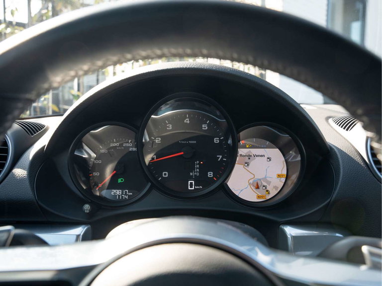 Porsche 718 Cayman
