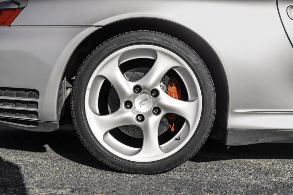 Porsche 996 Carrera 4S