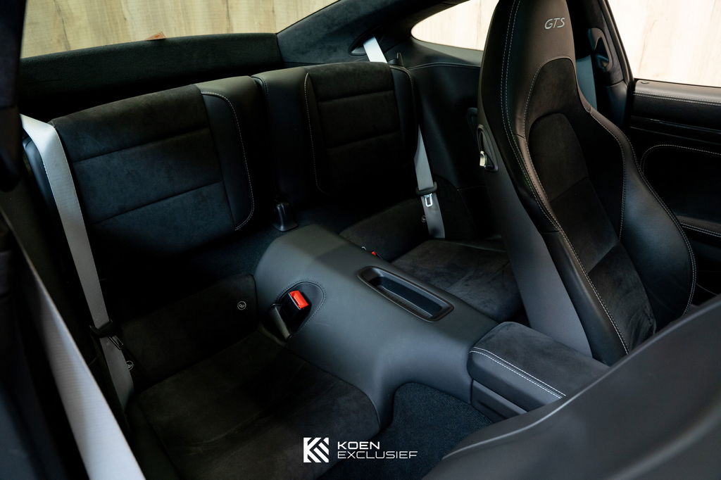 Porsche 991.2 Carrera GTS