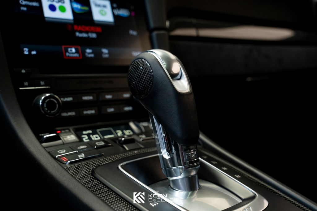 Porsche 991.2 Carrera GTS