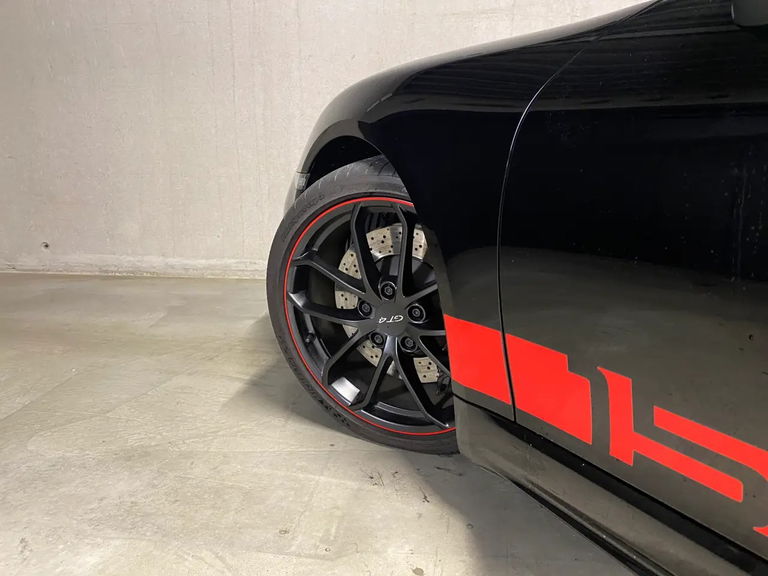 Porsche 718 Cayman GT4