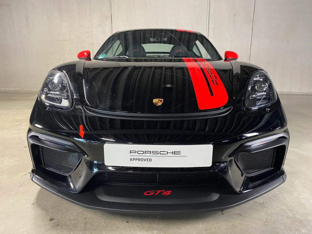 Porsche 718 Cayman GT4