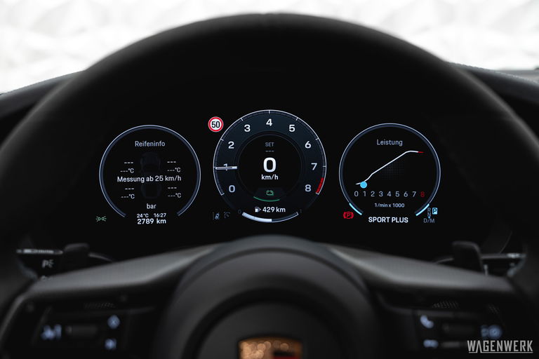 Porsche 992.2 Carrera GTS