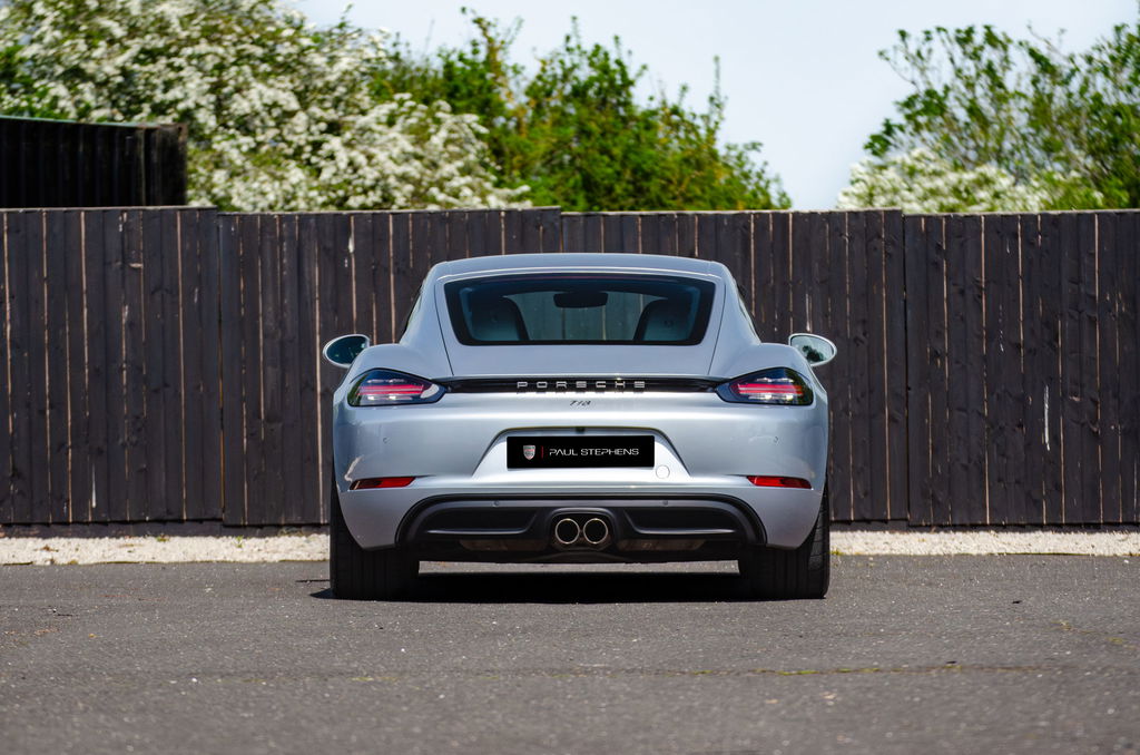 Porsche 981 Cayman S