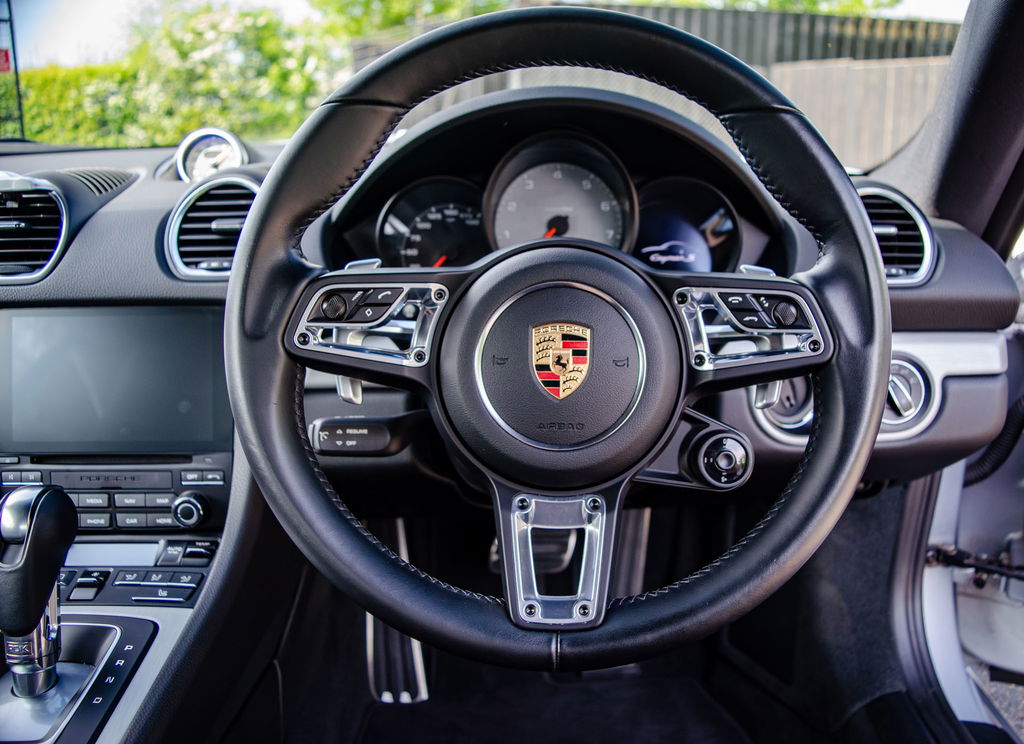 Porsche 981 Cayman S