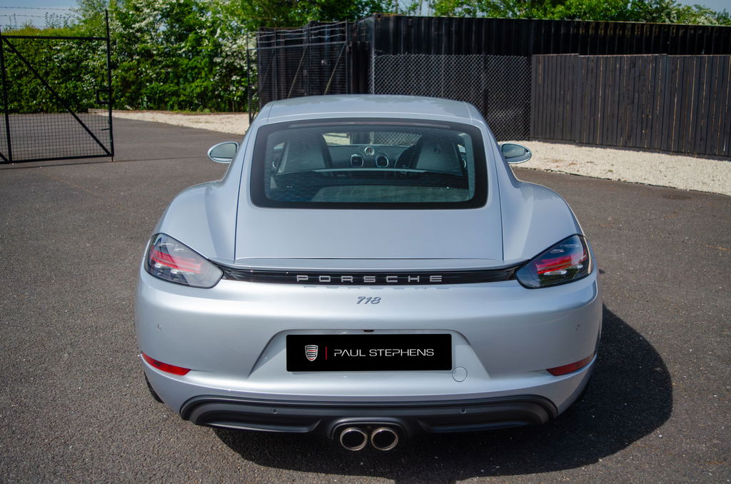 Porsche 981 Cayman S