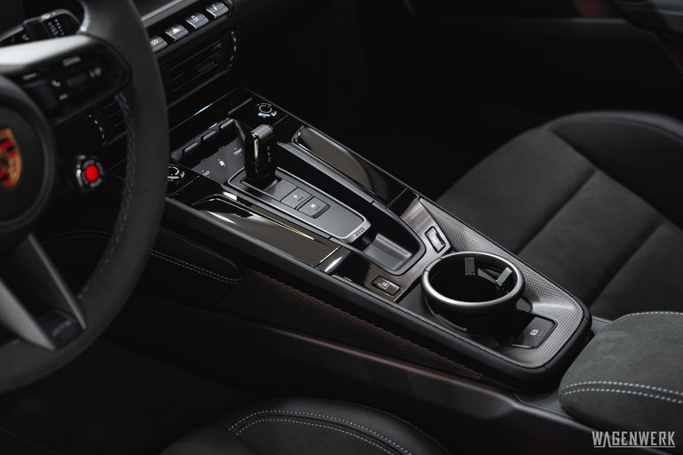 Porsche 992.2 Carrera GTS