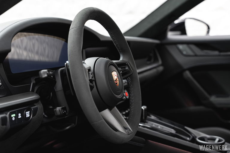 Porsche 992.2 Carrera GTS