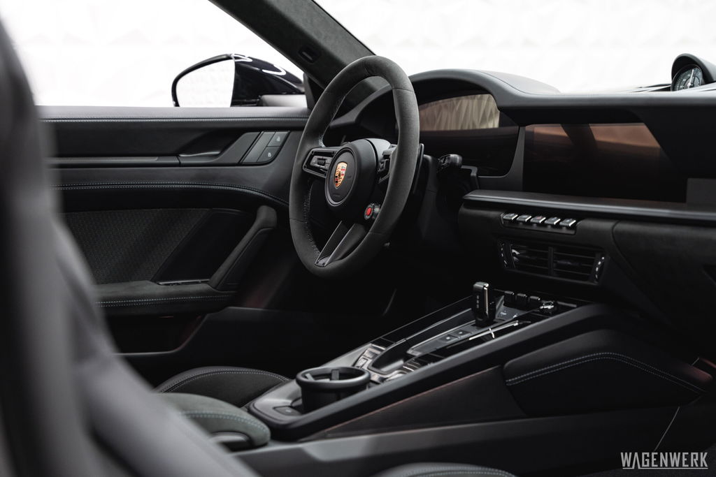 Porsche 992.2 Carrera GTS