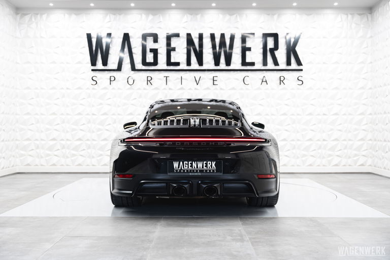 Porsche 992.2 Carrera GTS