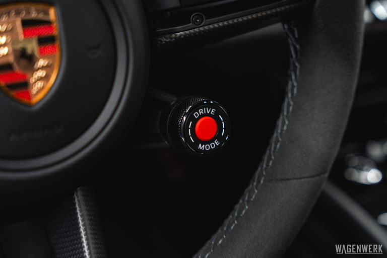 Porsche 992.2 Carrera GTS