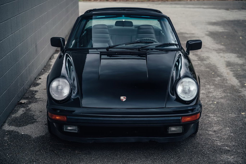 Porsche 911 Carrera 3.2 (US)