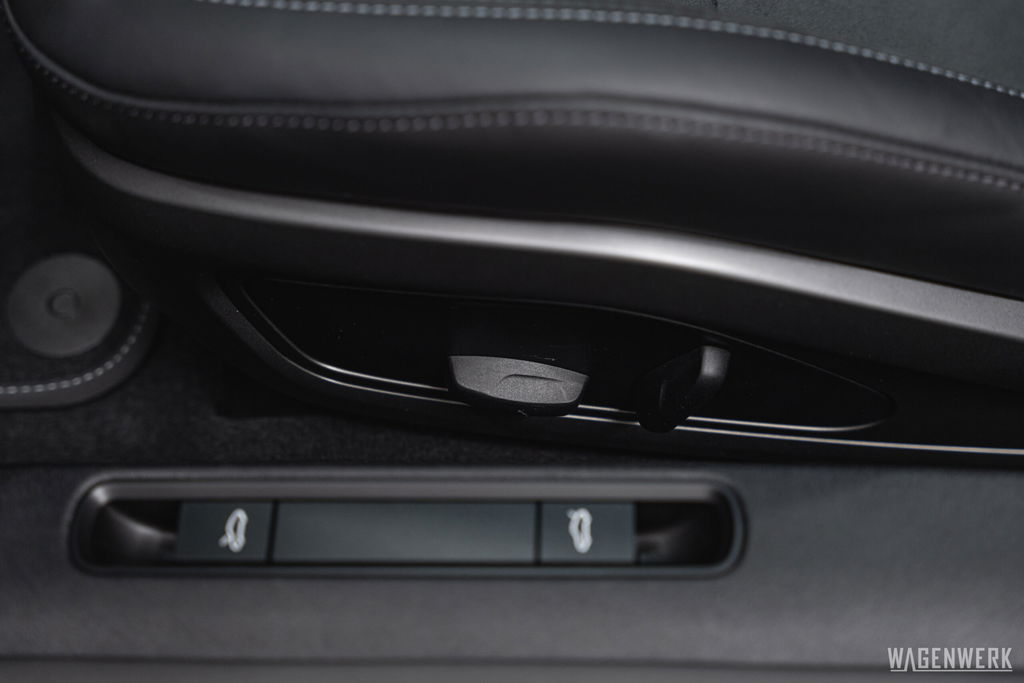 Porsche 992.2 Carrera GTS