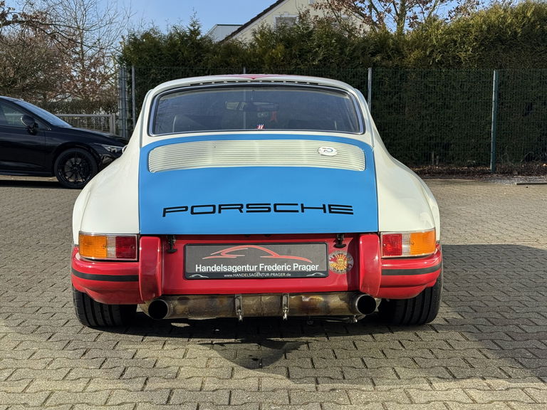 Porsche 911 Backdate