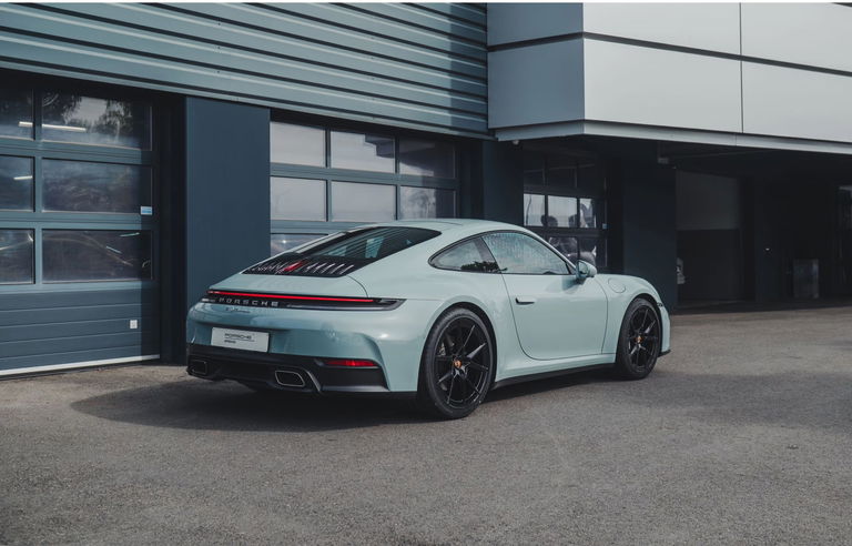 Porsche 992.2 Carrera