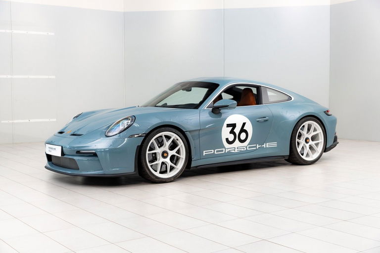 Porsche 911 S/T