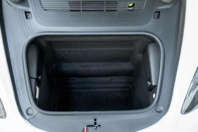 Porsche 718 Cayman Style Edition