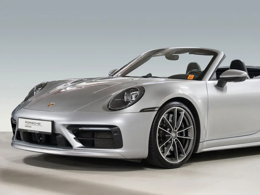 Porsche 992 Carrera 4S