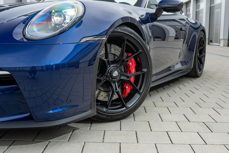 Porsche 992 GT3 Touring