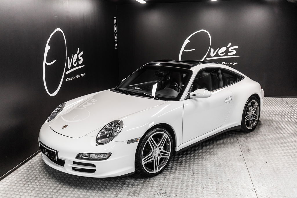 Porsche 992 Edition 50 Jahre Porsche Design