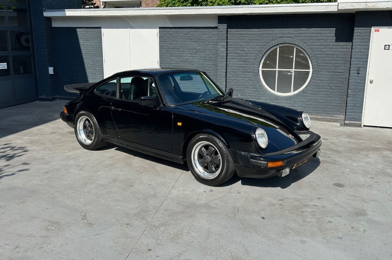 Porsche 911 SC
