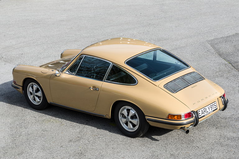 Porsche 911 S (F-Modell)