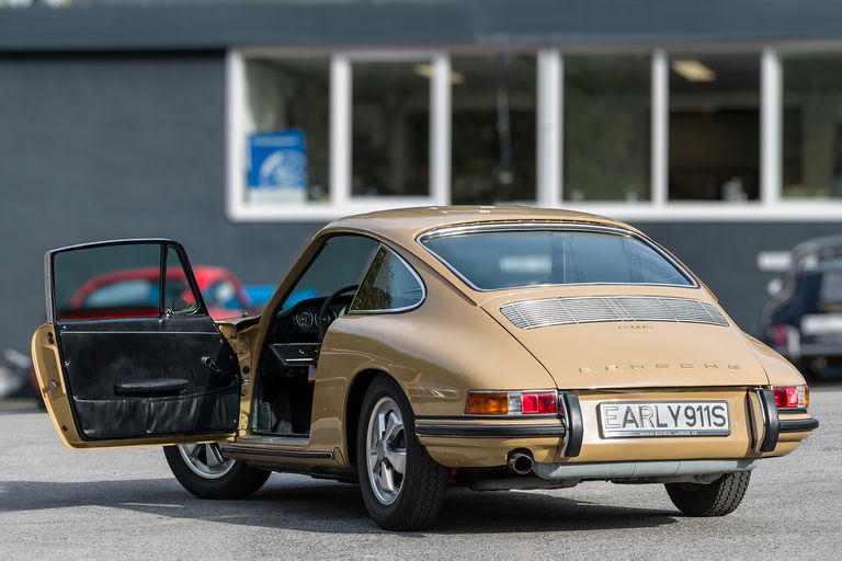 Porsche 911 S (F-Modell)