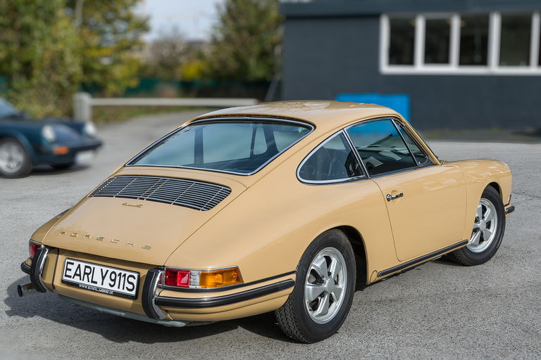 Porsche 911 S (F-Modell)