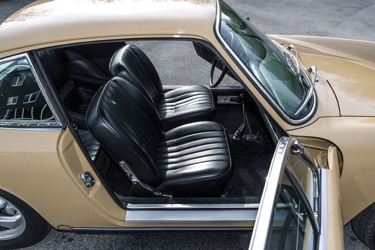 Porsche 911 S (F-Modell)