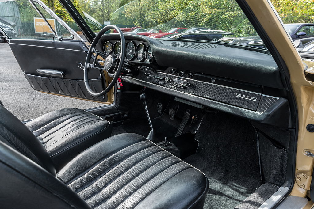 Porsche 911 S (F-Modell)