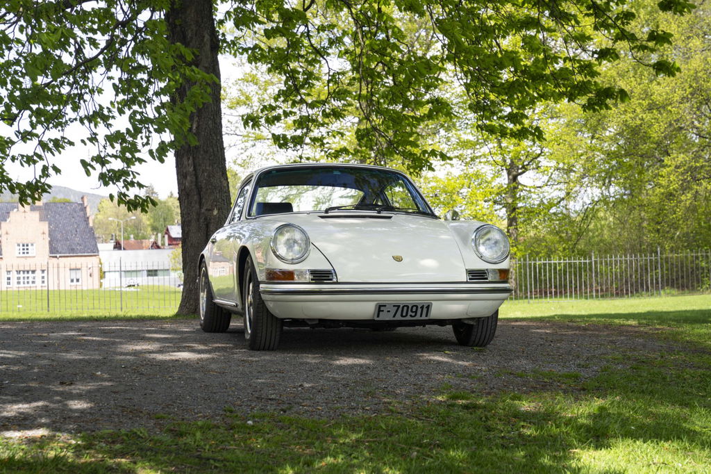 Porsche 911 T