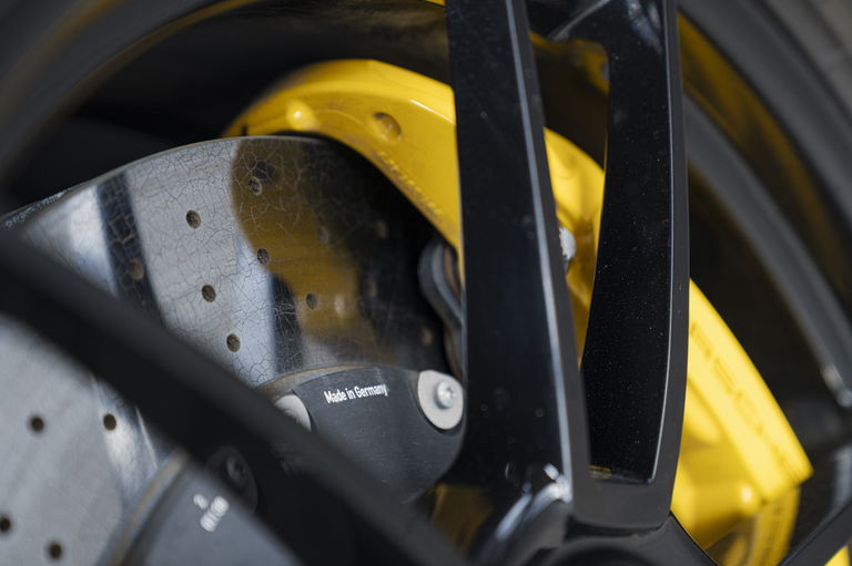 Porsche 992 Carrera 4 GTS