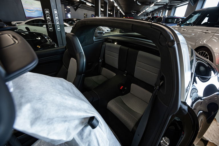 Porsche 992 Edition 50 Jahre Porsche Design