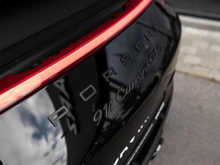 Porsche 991.2 Carrera GTS