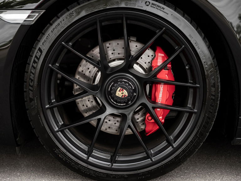 Porsche 991.2 Carrera GTS