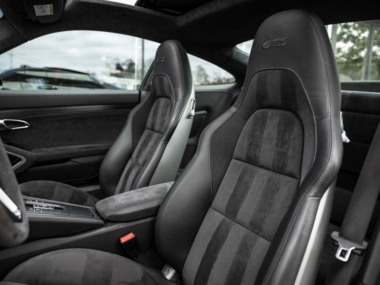 Porsche 991.2 Carrera GTS