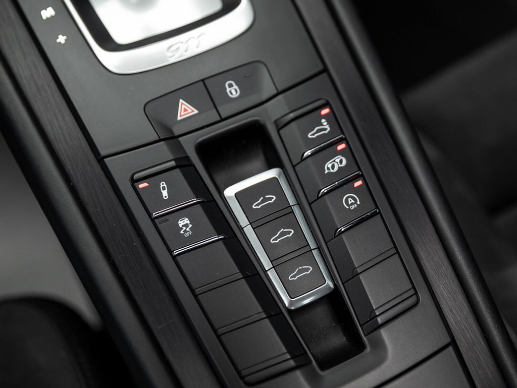 Porsche 991.2 Carrera GTS