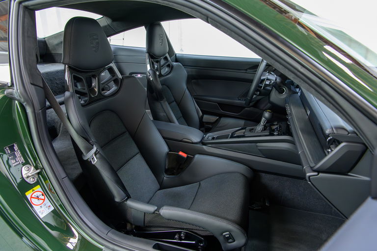 Porsche 992 GT3 Touring