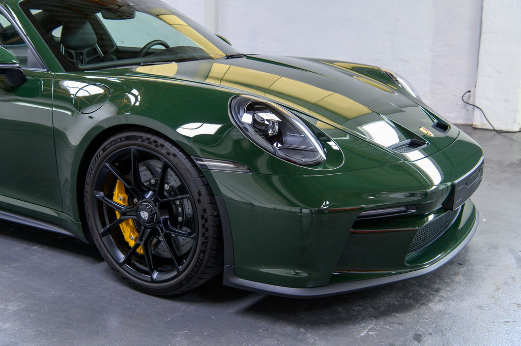 Porsche 992 GT3 Touring