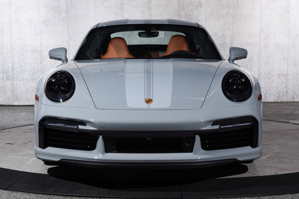 Porsche 992 Sport Classic