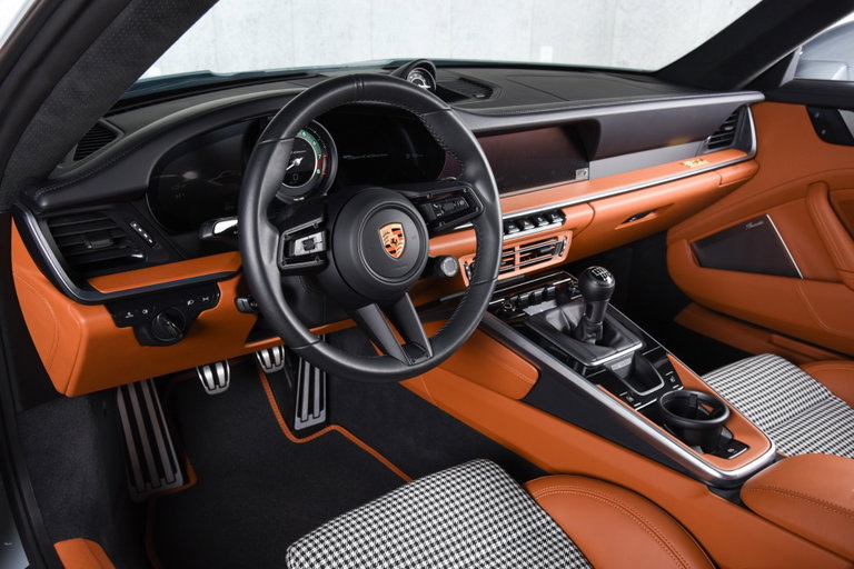 Porsche 992 Sport Classic