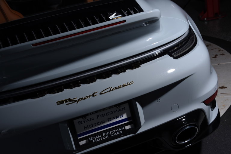 Porsche 992 Sport Classic