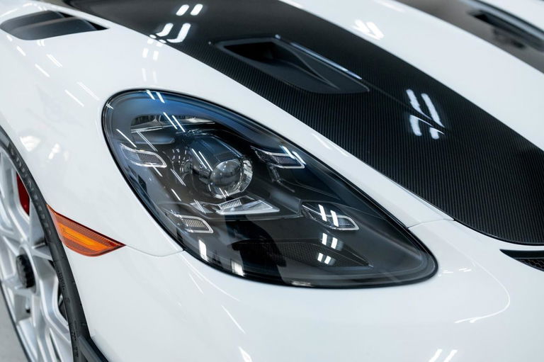 Porsche 718 Spyder RS