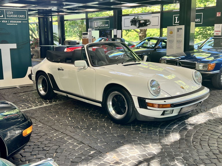 Porsche 911 Carrera 3.2
