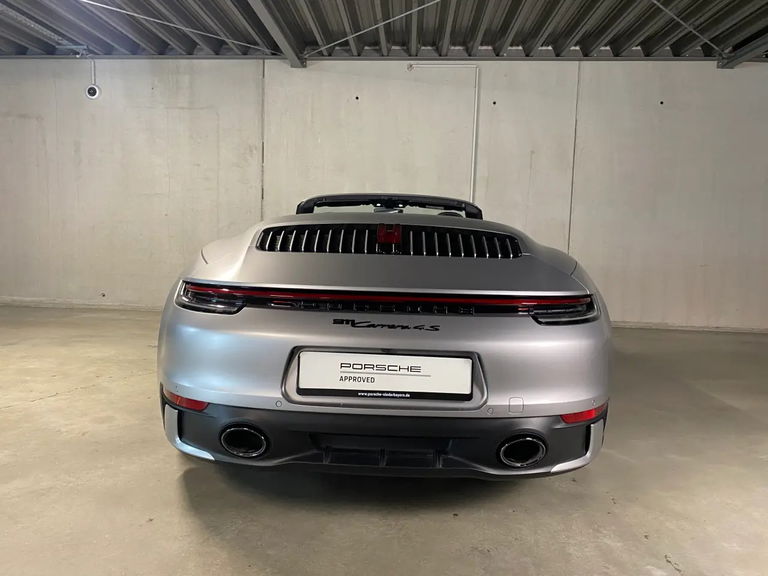 Porsche 992 Carrera 4S