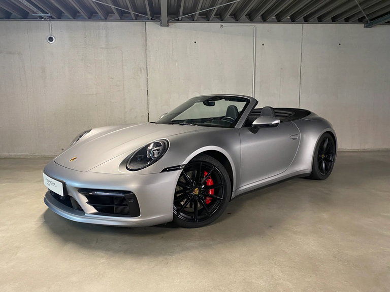 Porsche 992 Carrera 4S
