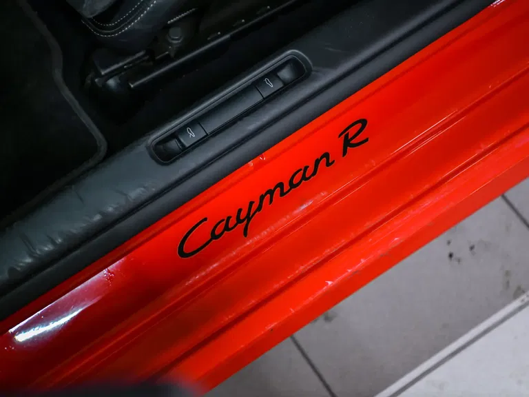 Porsche 987 Cayman R