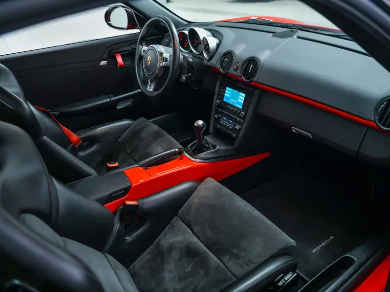 Porsche 987 Cayman R