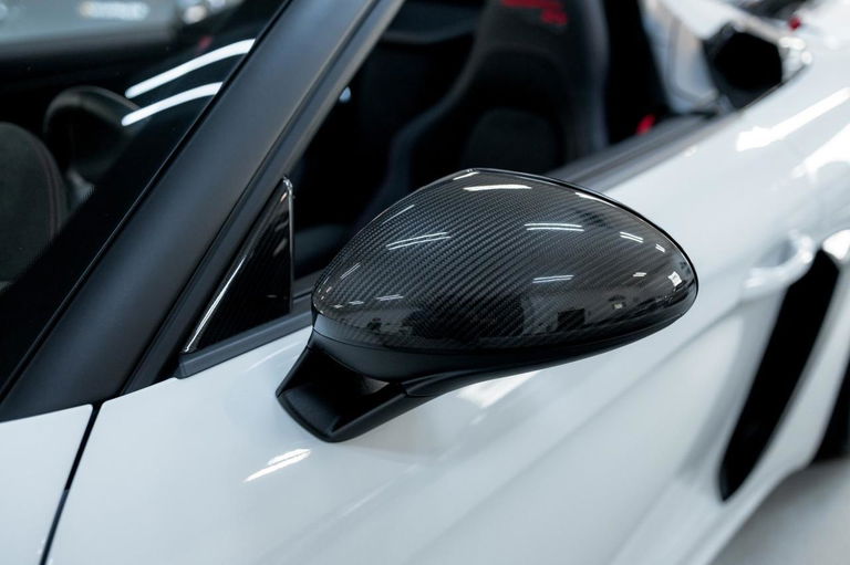 Porsche 718 Spyder RS